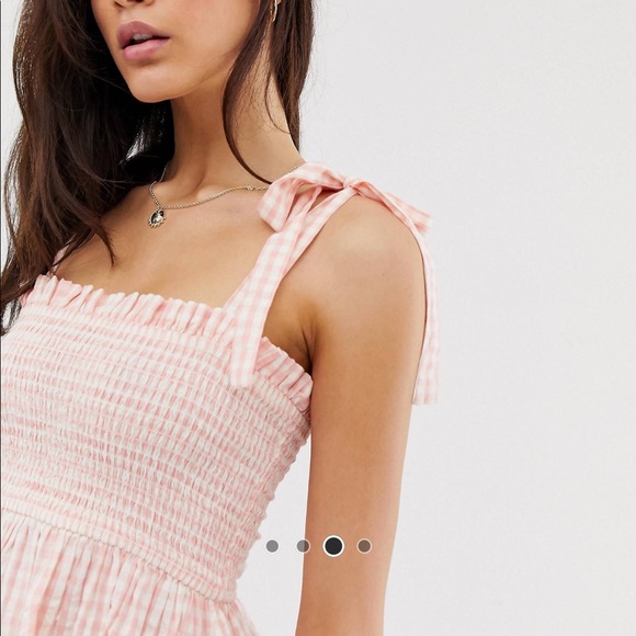 Stradivarius tie strap dress in pink gingham - Picture 3 of 10